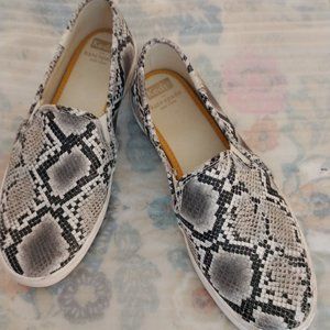 Keds Kate Spade Animal Print Slip-on shoe